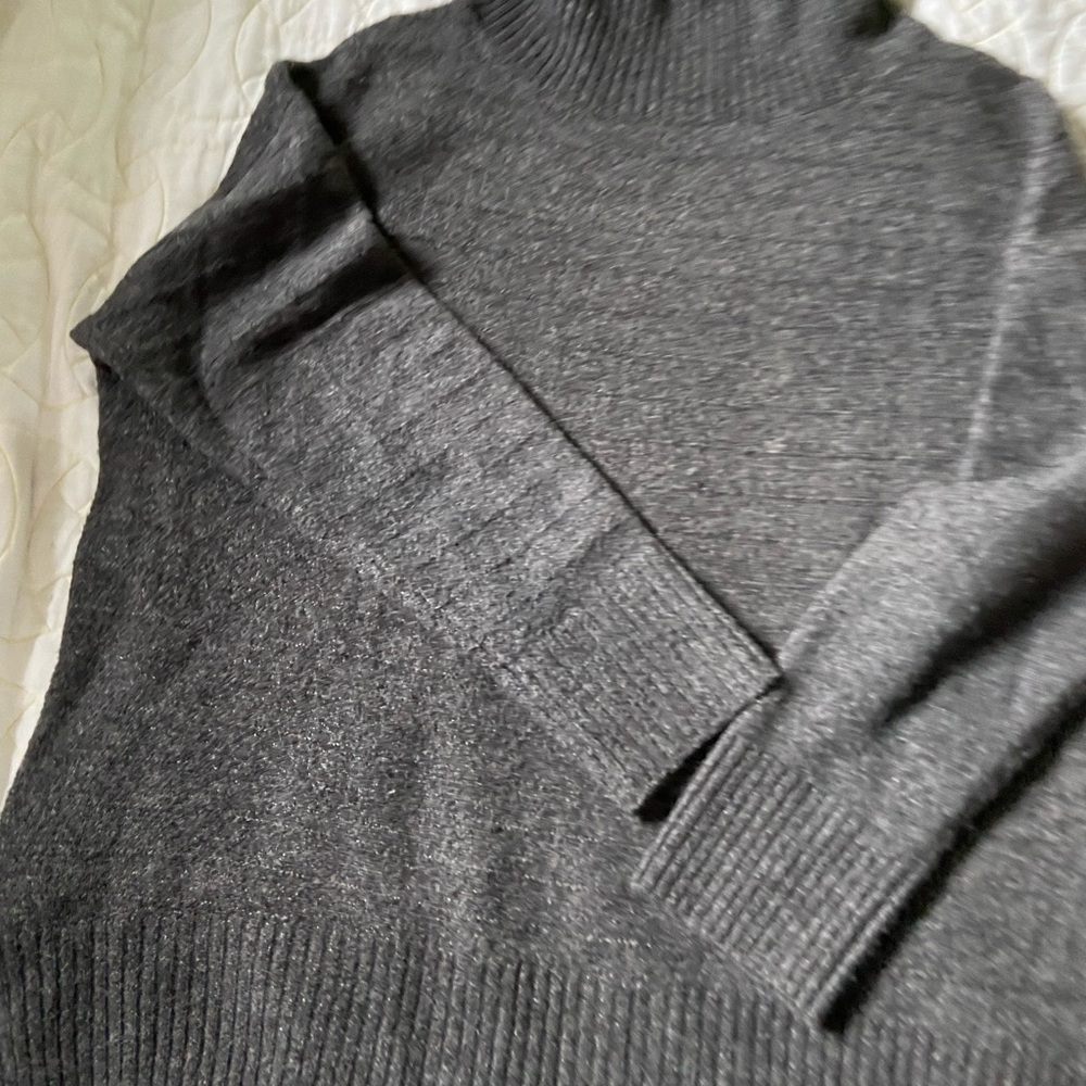 Old Navy Winter Sweater with Slight Ribbed Detail